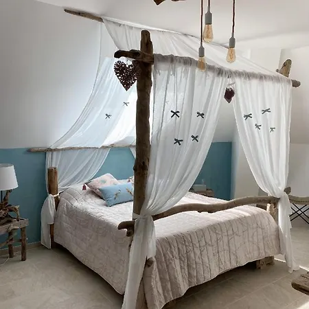 Il Piccolo Castello Couette-café 4*